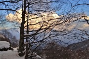94 Dal Passo di Grialeggio in discesa alle Foppelle nella luce e nei colori del tramonto